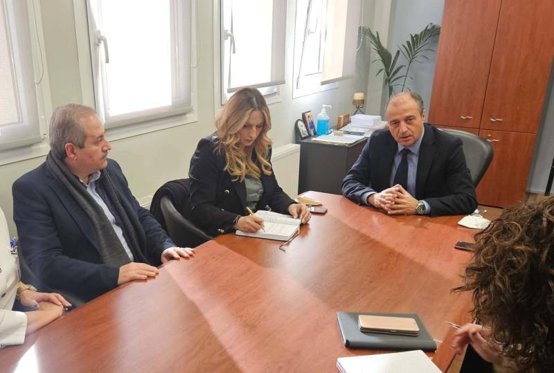 Η Συντονίστρια του Γραφείου Πρωθυπουργού στη Βόρεια Ελλάδα επισκέφθηκε το Νοσοκομείο Βέροιας
