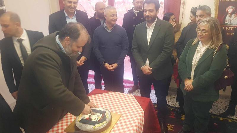 Δίπλα στους πολιτιστικούς συλλόγους η Στέλλα Αραμπατζή