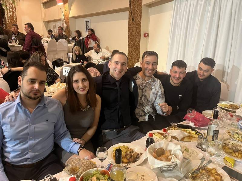 Την πρωτοχρονιάτικη πiτα έκοψε το WONDERS