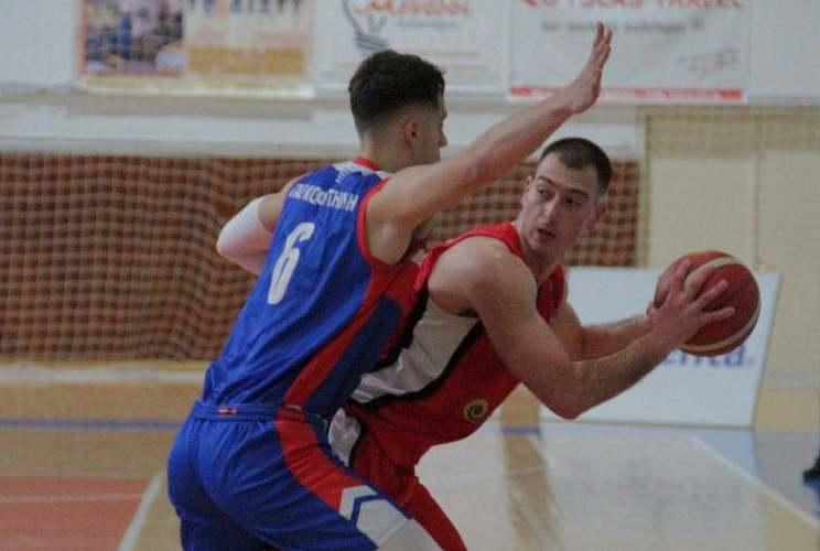 Με όπλο την άμυνα, έκαμψε την αντίσταση της Κομοτηνής ο Φίλιππος