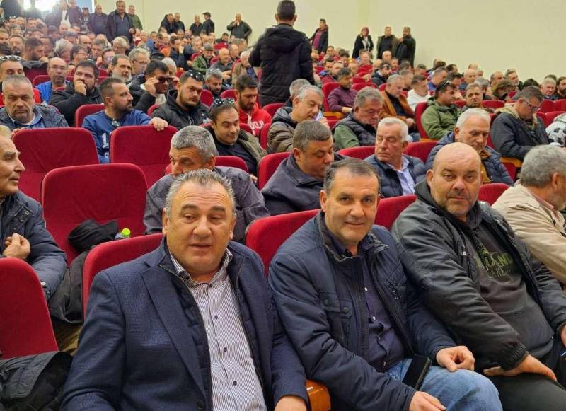 Συνεχίζουν τον αγώνα τους οι αγρότες – Κεντρικό συλλαλητήριο στην Αθήνα