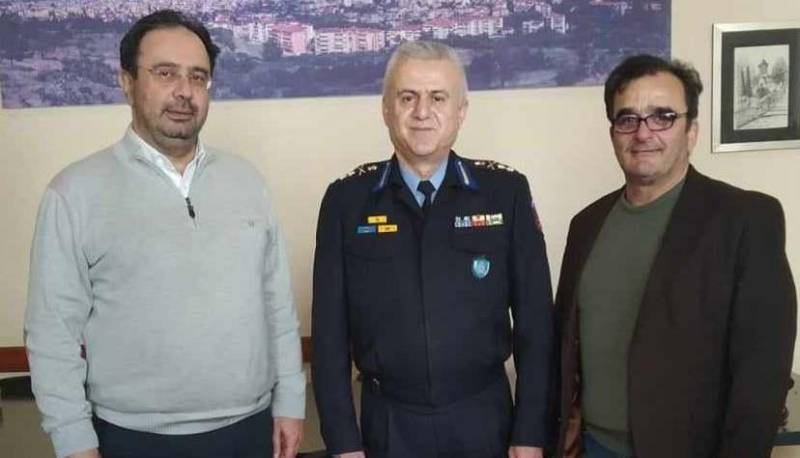Επίσκεψη του Συντονιστή Επιχειρήσεων Πυροσβεστικής Κεντ. Μακεδονίας, Ανατ. Μακεδονίας, & Θράκης στον Δήμαρχο Βέροιας