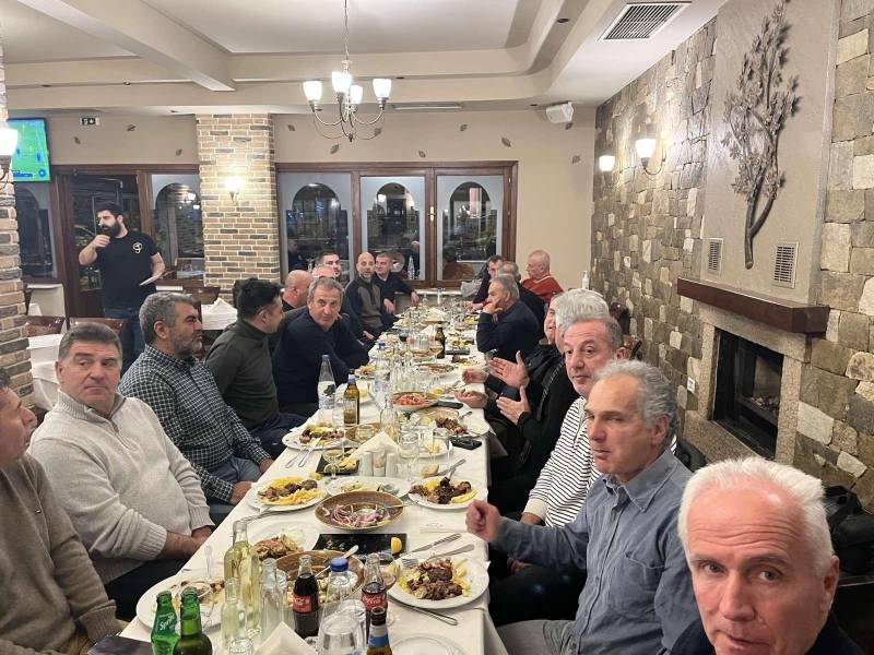 Την βασιλόπιτα έκοψε το Τμήμα Ποδοσφαίρου των Συλλόγων Εκπαιδευτικών Ημαθίας
