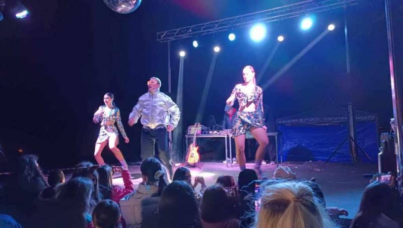 Ξέφρενο Disco Party στη Νάουσα