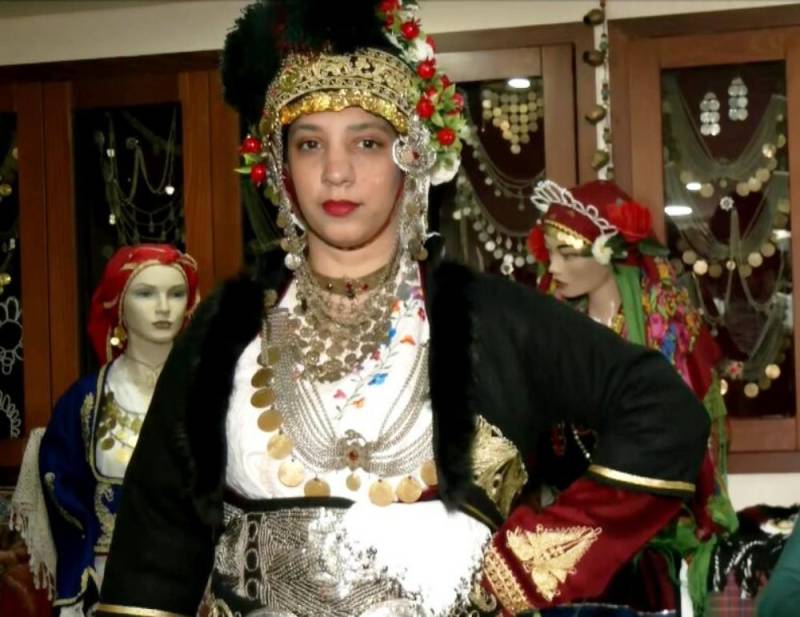 Εργαστήριο παραδοσιακών φορεσιών και κοσμημάτων στην Ημαθία