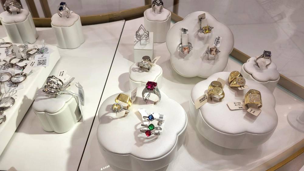 Μεγάλο ξεπούλημα στο Fancy Jewelry Store στην Βέροια – Δαχτυλίδια από 20€