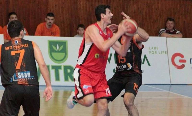 Διέλυσε την Γέφυρα στο τρίτο ματς και προκρίθηκε στον τελικό ο Φίλιππος