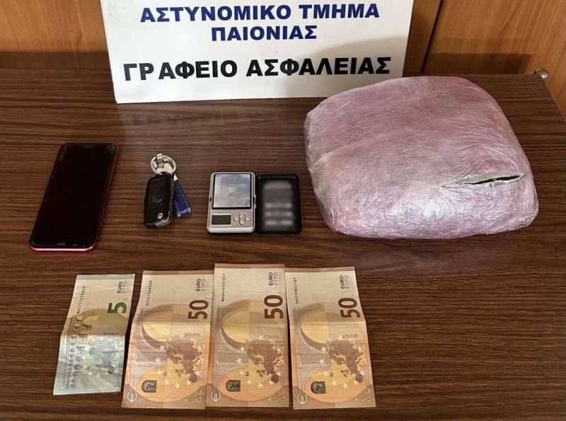 Έκρυβε κάτω από το κάθισμα του οδηγού μισό κιλό κάνναβη