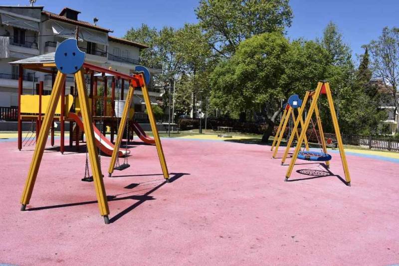 Νάουσα: Ξανά «καινούργια» η  Χελωνίτσα