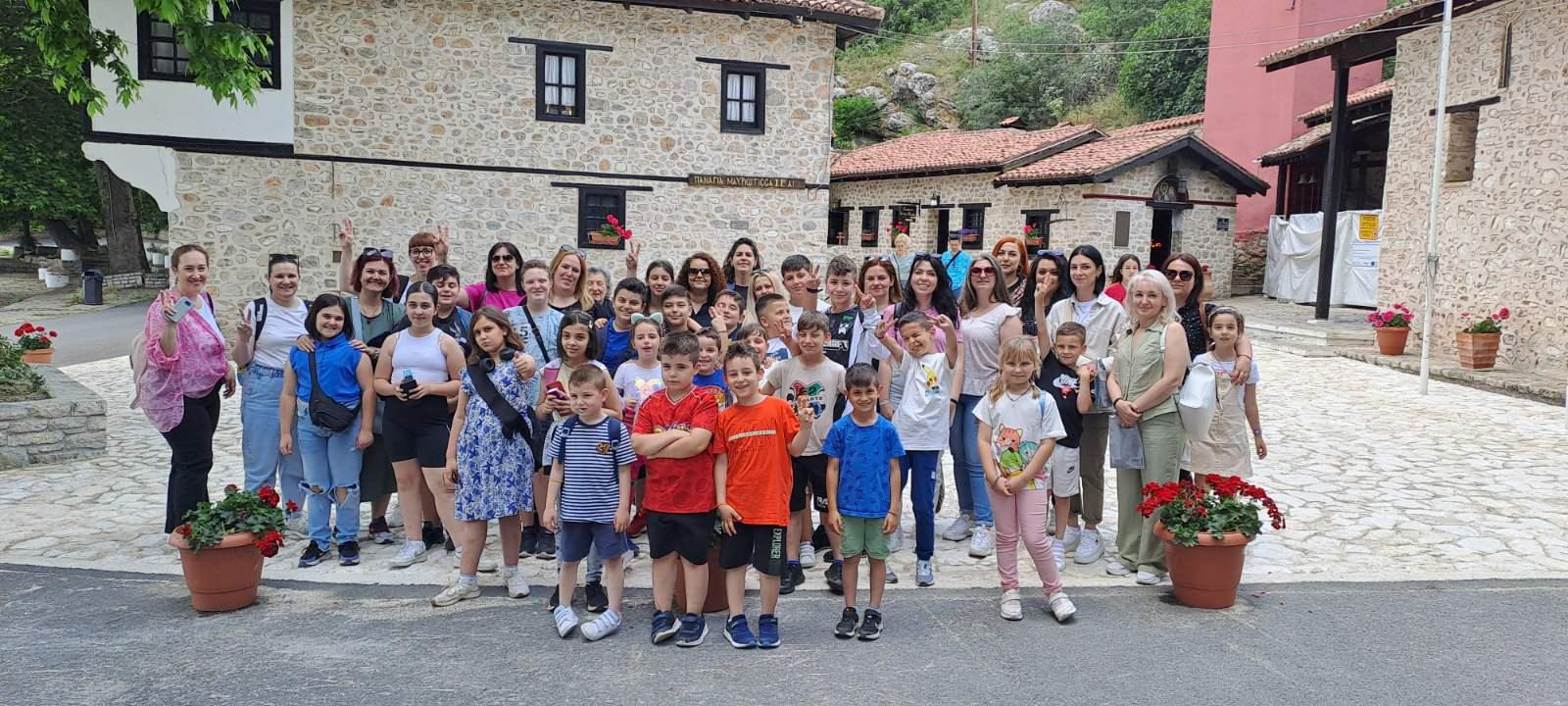 Εκδρομή στην Καστοριά διοργάνωσε ο Σύλλογος Γονέων & Κηδεμόνων του 8ου Δημοτικού Βέροιας
