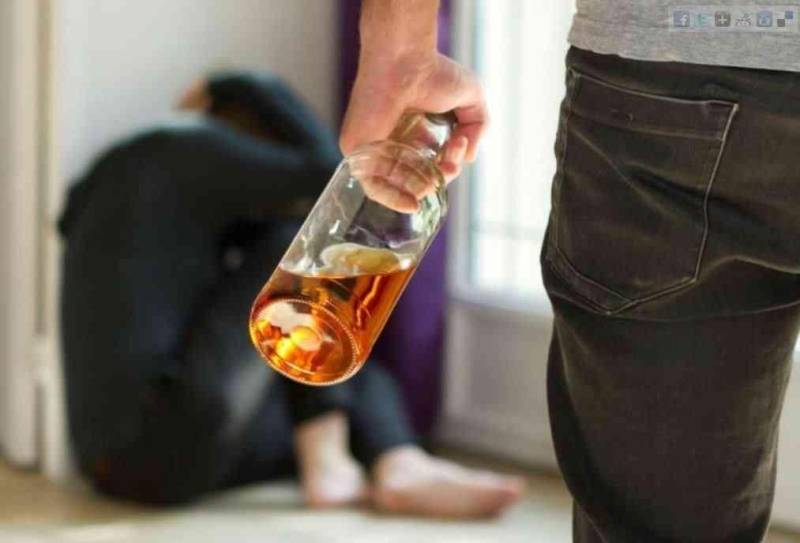 «Έρασμος»: Οι ουσίες είναι «πυροκροτητές» της βίας, παγιδεύοντας τα θύματα στο φαύλο κύκλο της κακοποίησης