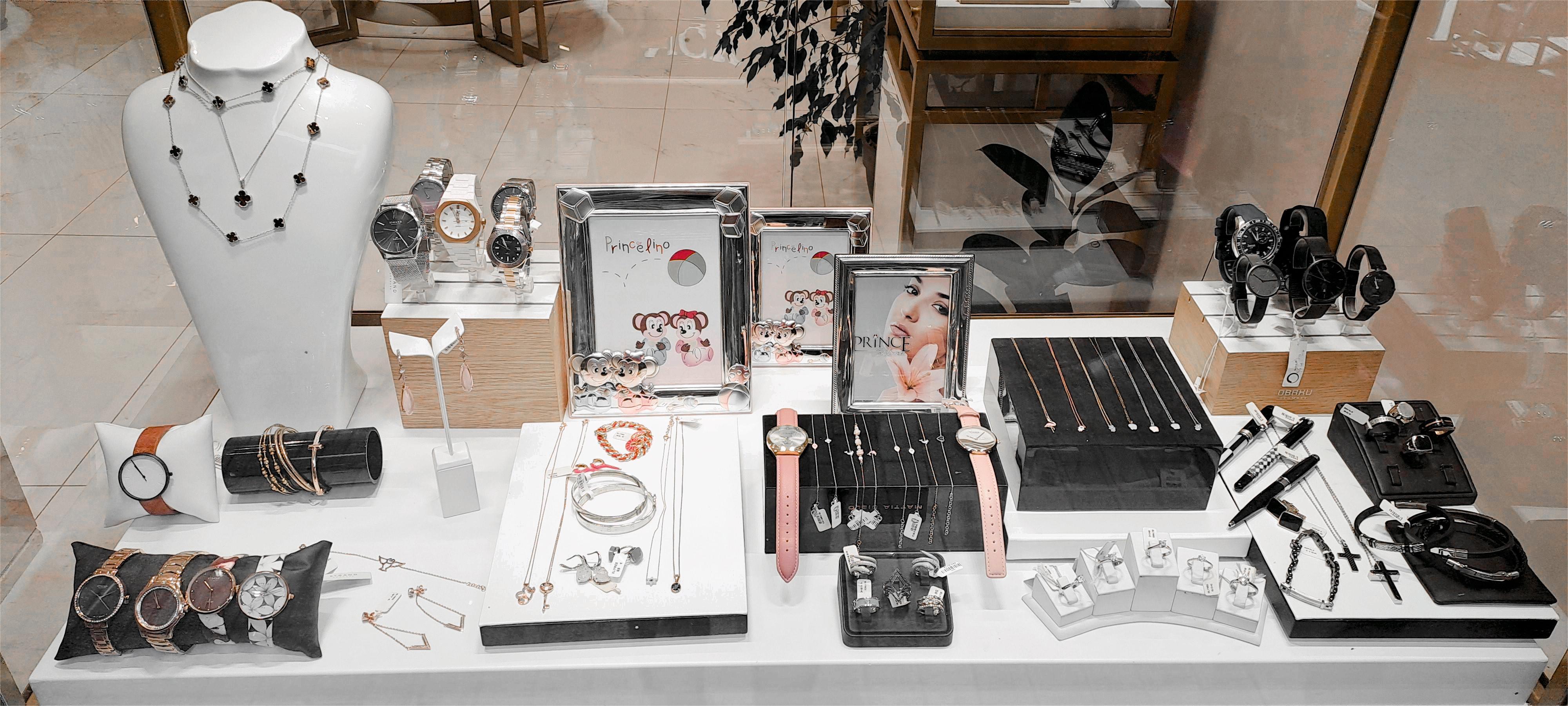 Προλάβετε! Για λίγες μέρες ακόμη στο Fancy Jewelry Store κοσμήματα έως – 70% και ρολόγια σε τιμή κόστους