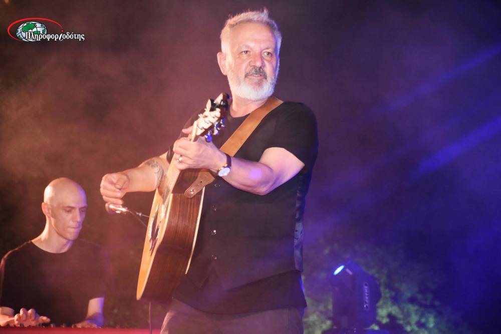 Εύηχη Πόλη: Συναυλία με μηνύματα κατά των εξαρτήσεων από τον Χρήστο Θηβαίο