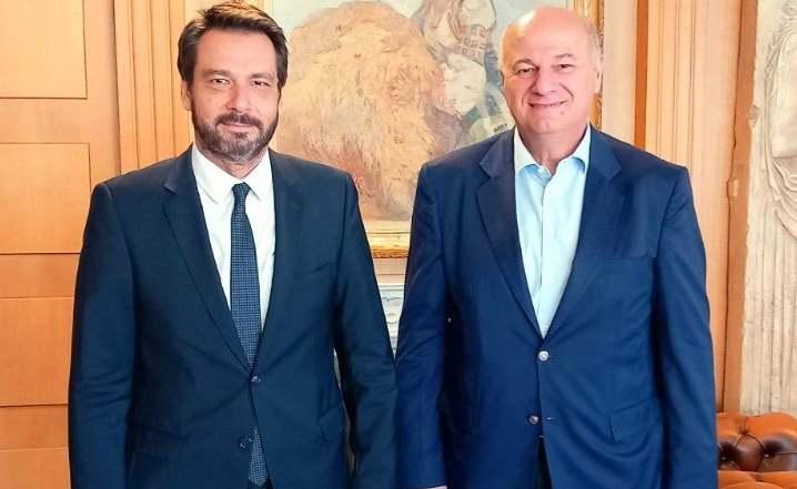 Παρέμβαση Μπαρτζώκα σε Τσιάρα για ζημιές σε βαμβάκι και ροδάκινα