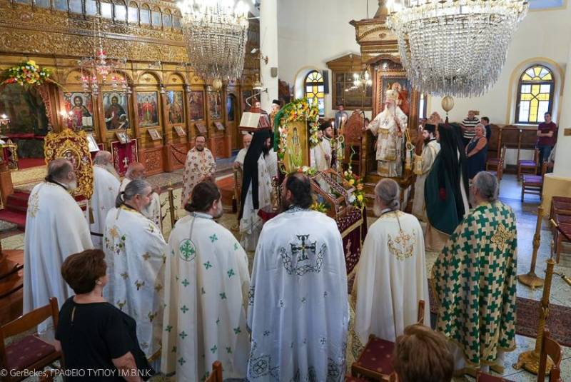Η Νάουσα τίμησε τον πολιούχο της, Όσιο Θεοφάνη