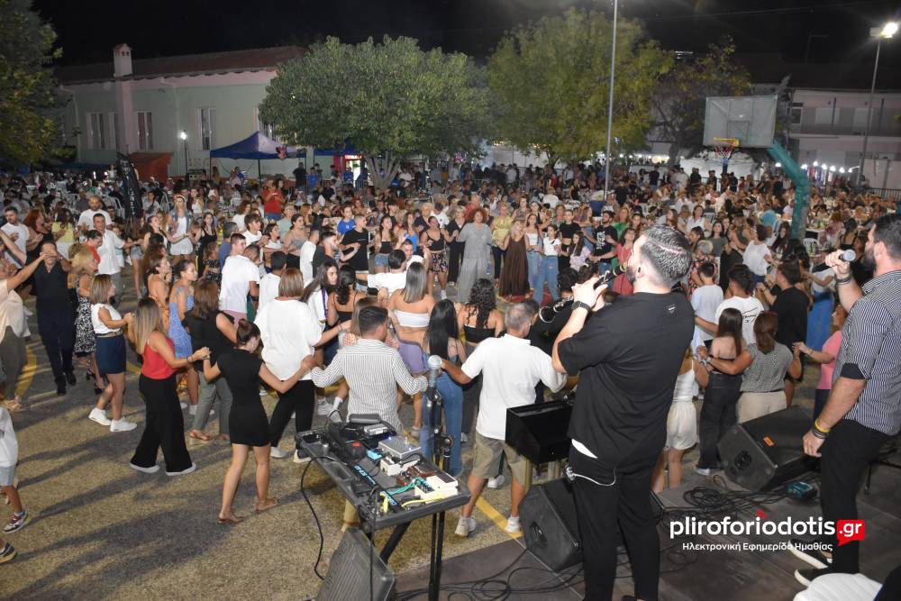 Μεγάλο παραδοσιακό γλέντι στο Μακροχώρι – Μουσική, χορός και παράδοση στο τοπικό πανηγύρι