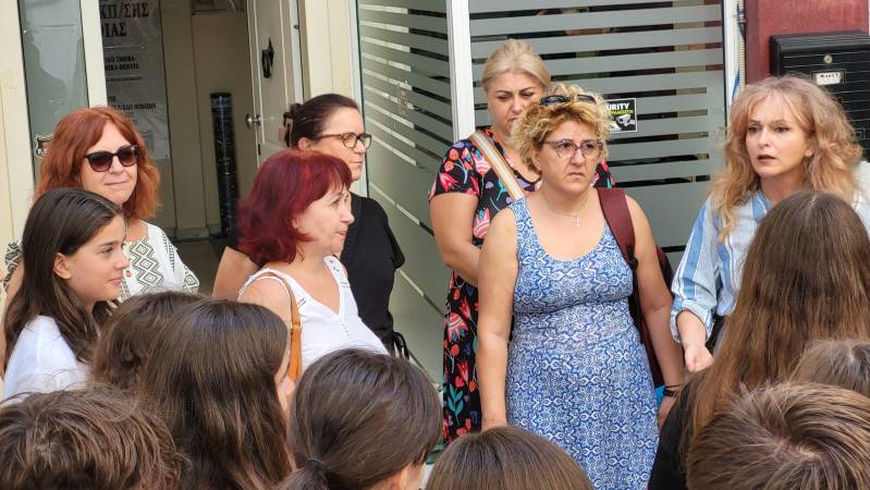 ΕΛΜΕ Ημαθίας: Αγώνας κατά των συγχωνεύσεων τμημάτων