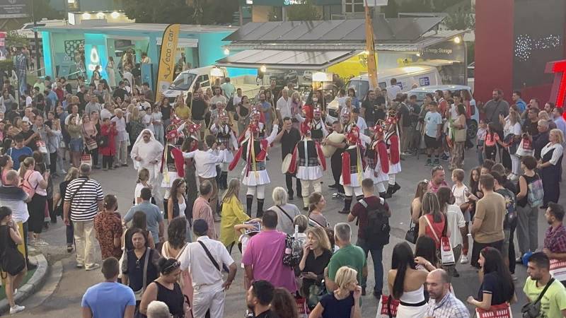 Οι Μωμόγεροι της Ευξείνου Λέσχης Ποντίων Νάουσας τάραξαν το Imathia Quality και τη ΔΕΘ