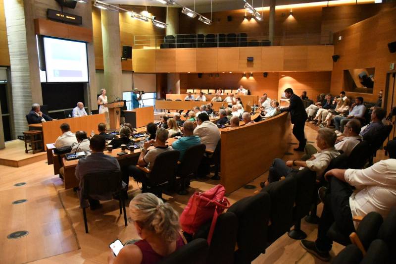 Το πρόγραμμα «Απόλλων» μειώνει το ενεργειακό κόστος των δήμων και των ευάλωτων πολιτών
