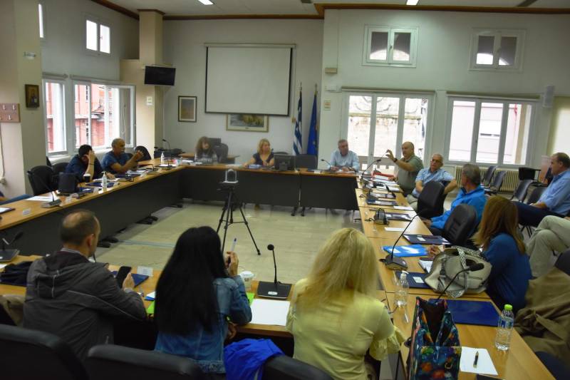 Νάουσα: Ενημερωτική συνάντηση με τους διευθυντές των σχολικών μονάδων