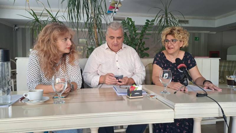 Οι φορείς της εκπαίδευσης κρούουν τον κώδωνα του κινδύνου: Ελλείψεις, συγχωνεύσεις και δυσμενείς συνθήκες στα Σχολεία