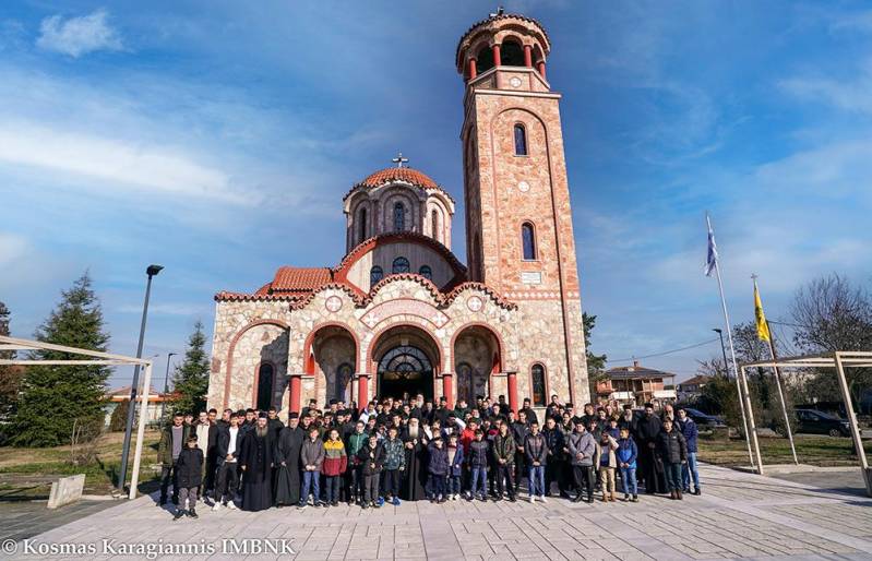 Σύναξη Αναγνωστών και Ιεροπαίδων της Μητροπόλεως στο Πλατύ