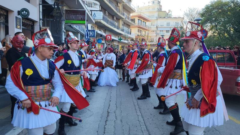 Οι Μωμόγεροι της Ευξείνου Λέσχης Βέροιας θα βγουν στους δρόμους των Λευκαδίων