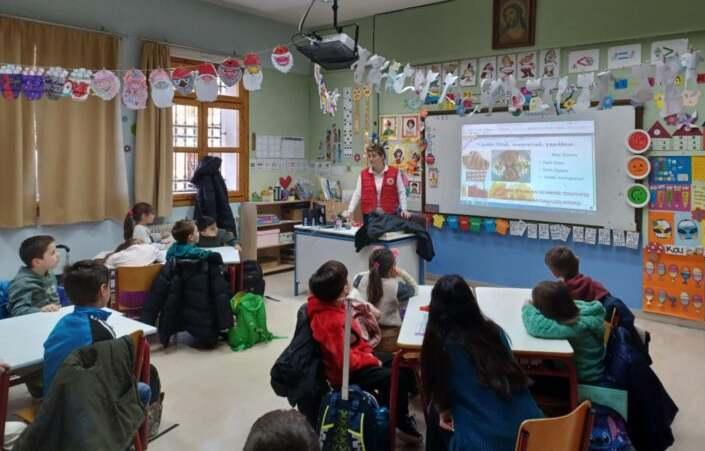 Εκπαιδευτικές δράσεις αγωγής υγείας από τον Ελληνικό Ερυθρό Σταυρό στο 1ο Δημοτικό Βέροιας