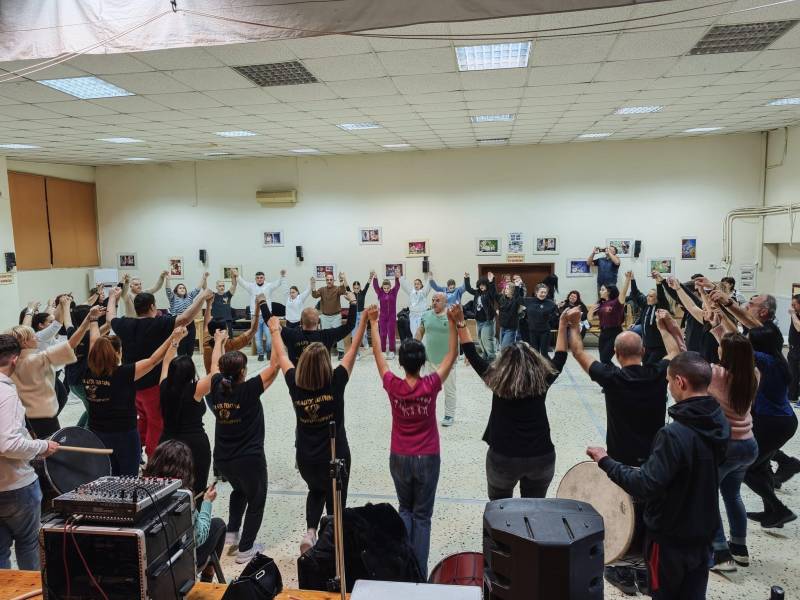 Κοπή Βασιλόπιτας του Συλλόγου Ποντίων Μακροχωρίου: Μνήμες, Παράδοση και Τιμές