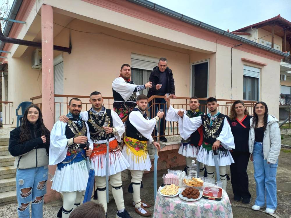 Τα ‘Ρουγκάτσια’ και η ‘Γουρουνοχαρά’ ζωντάνεψαν στην Κυψέλη
