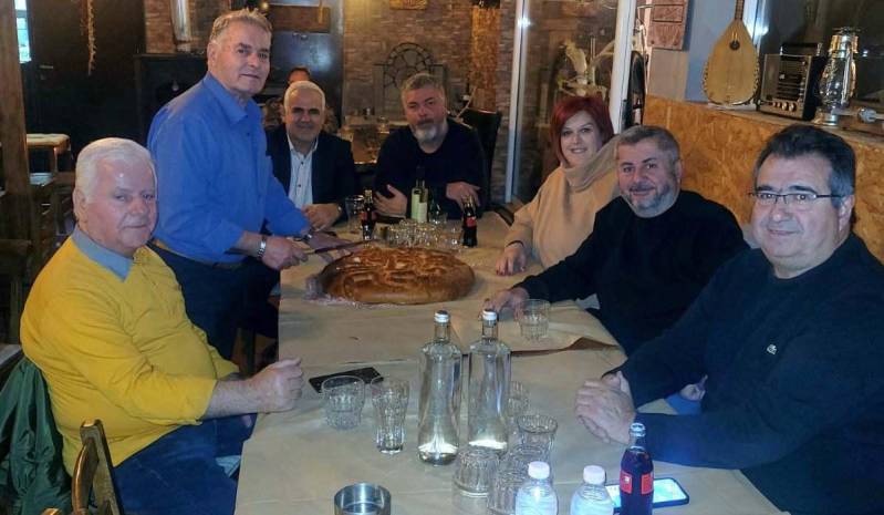 Κοπή Βασιλόπιτας από τους Προέδρους και Δημοτικούς Συμβούλους της Ενότητας Δοβρά στον Τρίλοφο