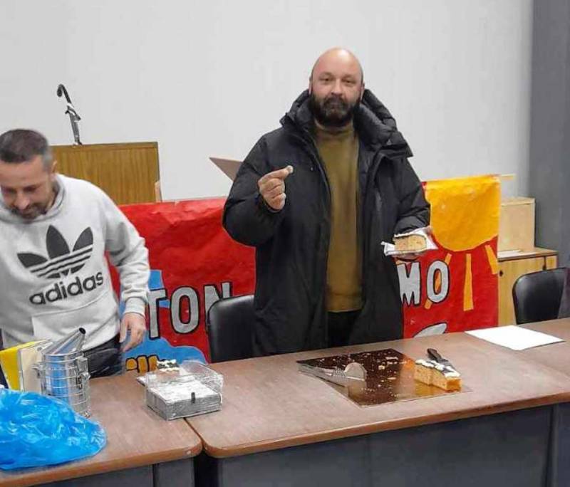 Οι Μελισσοκόμοι της Νάουσας έκοψαν την βασιλόπιτα