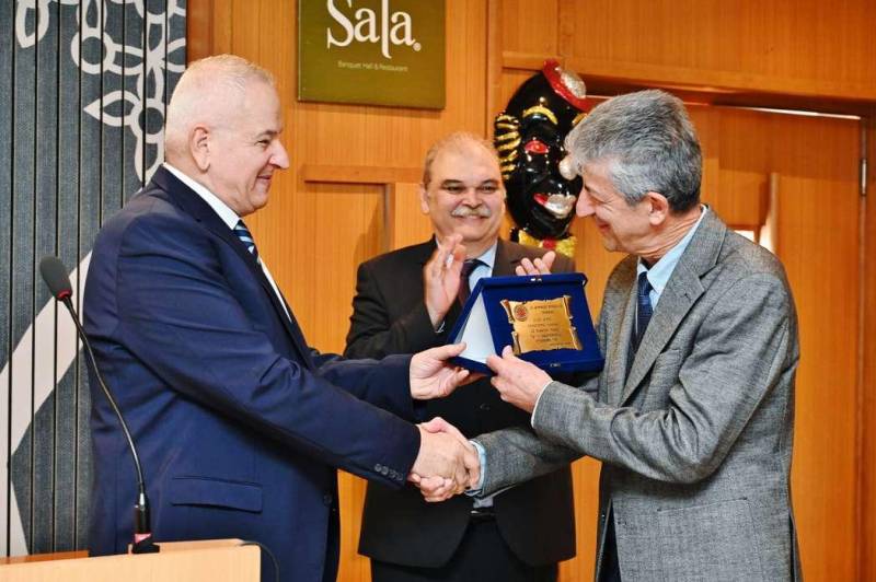 Ο Ιατρικός Σύλλογος Ημαθίας τίμησε τους Αγίους Κύρο και Ιωάννη και συνταξιούχους ιατρούς