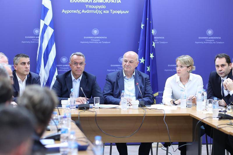 Μέτρα για τη στήριξη της αγροτικής παραγωγής, μετά από 4ωρη σύσκεψη