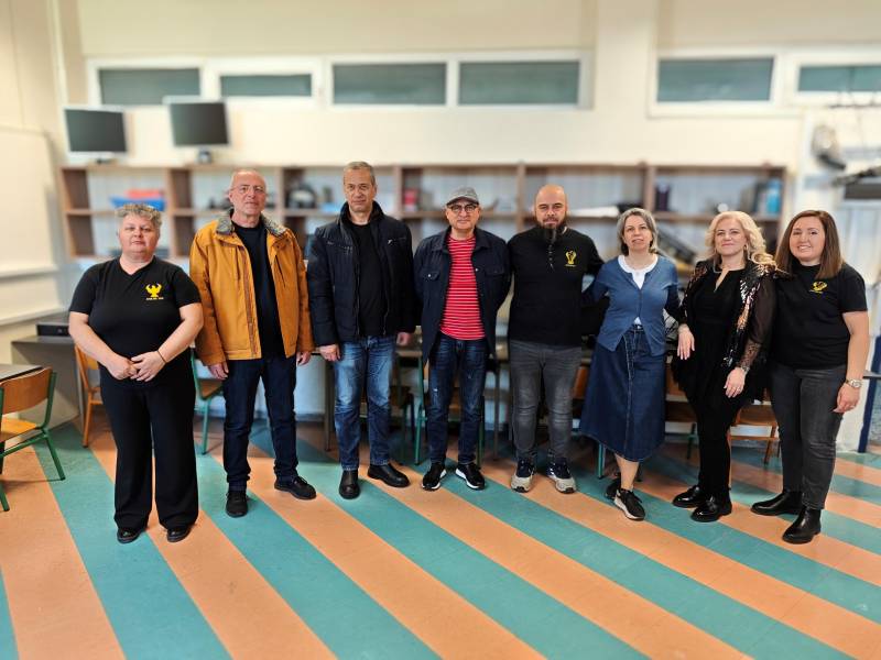 Ενίσχυση της Πληροφορικής στο 2ο Δημοτικό Σχολείο Μακροχωρίου – Χορηγία από τον Σύλλογο Ποντίων Μακροχωρίου