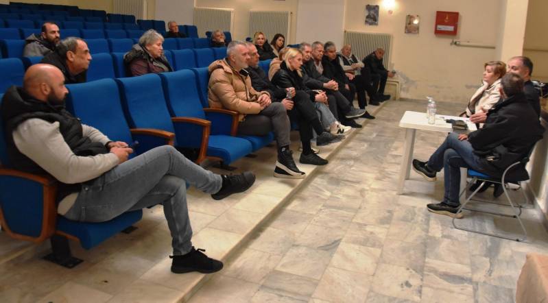 Επίσκεψη του Δημάρχου Νάουσας στην Τοπική Κοινότητα Στενημάχου