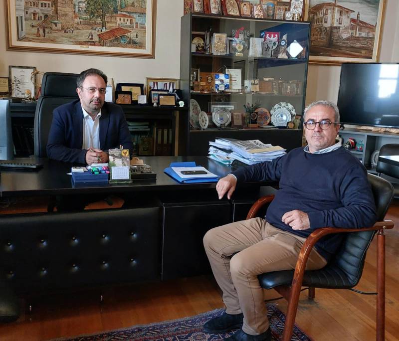 Συνάντηση γνωριμίας του Δημάρχου Βέροιας με τον νέο Διοικητή της Δομής Φιλοξενίας Αγίας Βαρβάρας