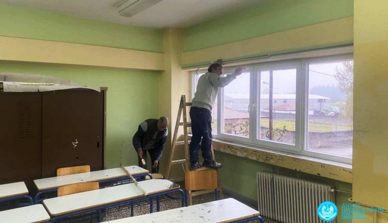 Ελαιοχρωματισμοί σε σχολικές μονάδες του Δήμου Νάουσας