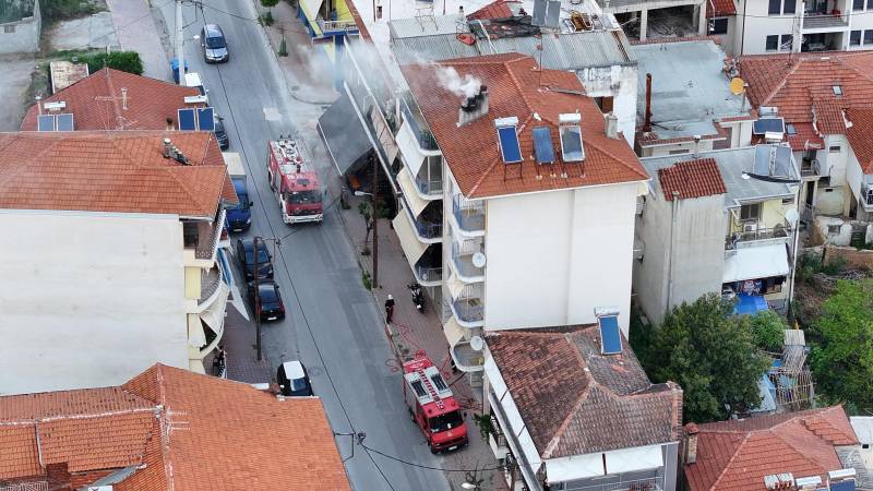Φωτιά σε διαμέρισμα στο Τσερμένι στη Βέροια – Άμεση επέμβαση της Πυροσβεστικής