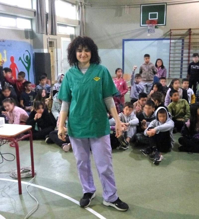 Ενημέρωση Μαθητών για τα Αδέσποτα και Συγκινητική Ιστορία Διάσωσης στο 2ο Δημοτικό Μακροχωρίου