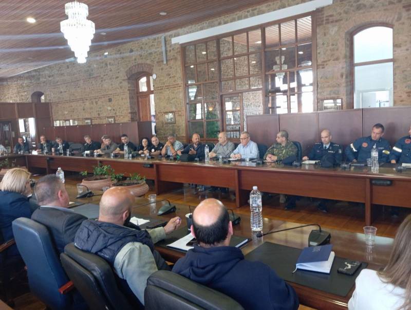 Σε πλήρη ετοιμότητα η Ημαθία ενόψει της αντιπυρικής περιόδου – Πραγματοποιήθηκε η συνεδρίαση του Π.Ε.Σ.Ο.Π.Π. στο Δημαρχείο Βέροιας
