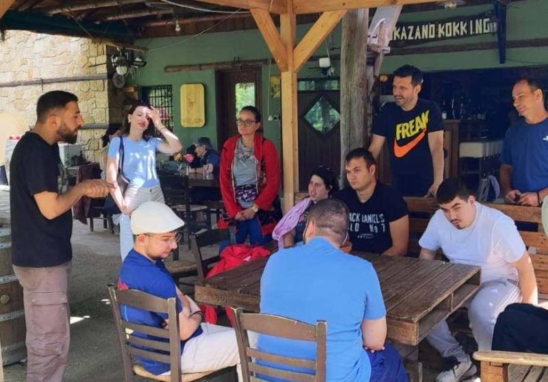 Μια ξεχωριστή εμπειρία για το ΚΔΑΠ ΑμεΑ “ΜΑμΑ”2 στο οινοποιείο “Κόκκινος” στη Νάουσα