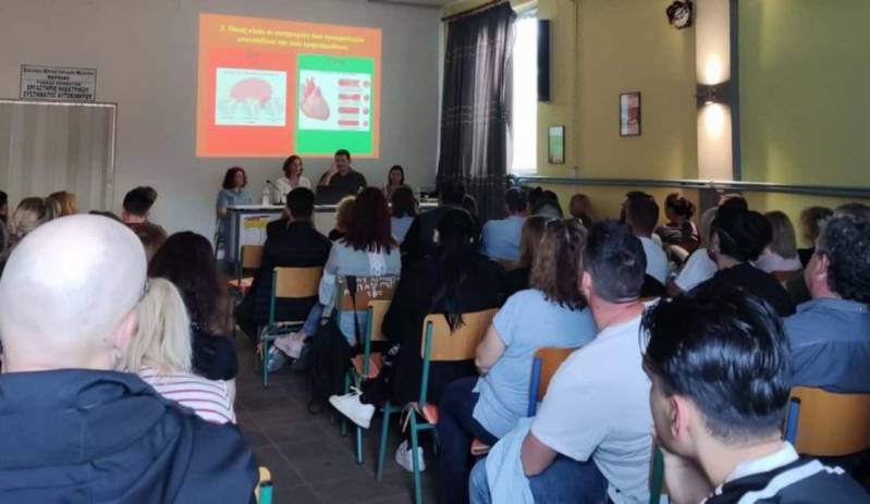 Ενημερωτική εκδήλωση για την αθηροσκληρυντική νόσο στο 3ο Εσπερινό ΕΠΑΛ Βέροιας – Στο επίκεντρο το κάπνισμα ως βασικός παράγοντας κινδύνου