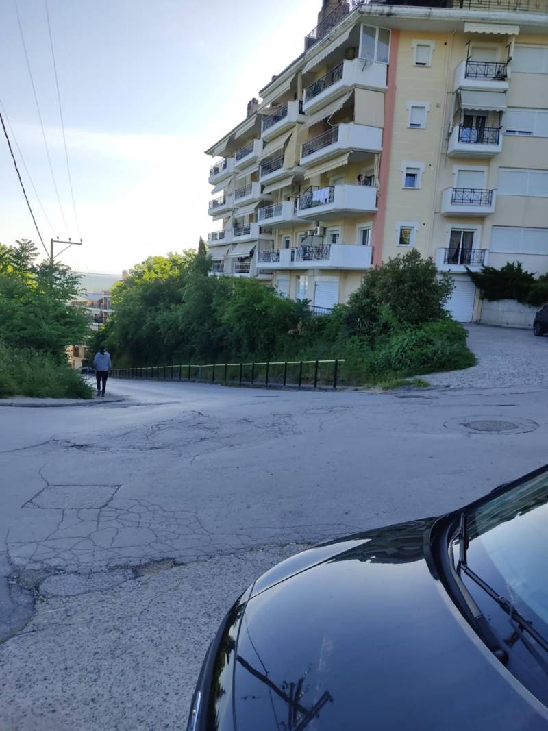 Επικίνδυνη διασταύρωση στην περιοχή του Γηροκομείου – Αναγνώστης ενημερώνει και προειδοποιεί