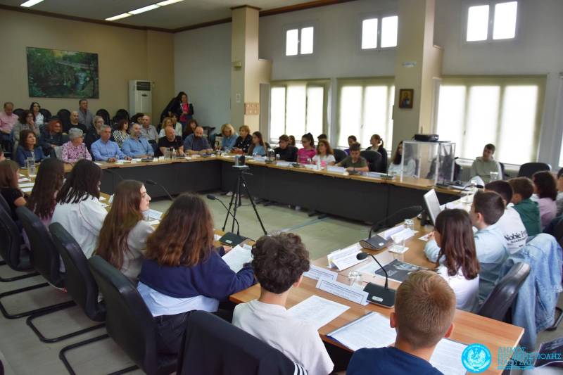 Μια Φωνή για το Μέλλον: Πραγματοποιήθηκε το 6ο Δημοτικό Συμβούλιο Παίδων του Δήμου Νάουσας