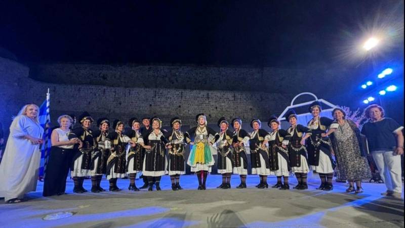Το Λύκειο των Ελληνίδων Βέροιας στη Ρόδο – Παρουσίασε τον Ρουμλουκιώτικο γάμο στη μουσικοχορευτική παράσταση «Αιώνων Νήμα»