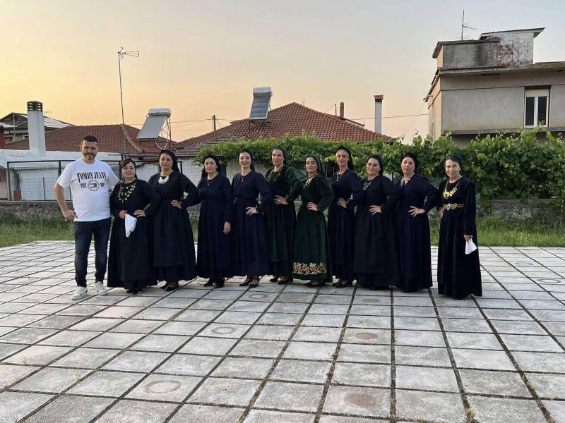 Πανηγύρι στο Χωριό: Μια ζεστή Κυριακή γεμάτη χορό και παράδοση στα Παλατίτσια