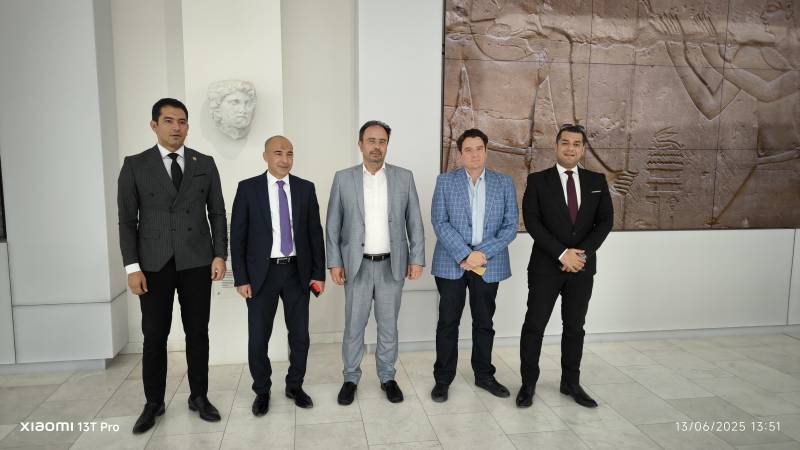 Επίσκεψη Αιγύπτιων αξιωματούχων στην Βεργίνα – Συνάντηση με τον Δήμαρχο Βέροιας
