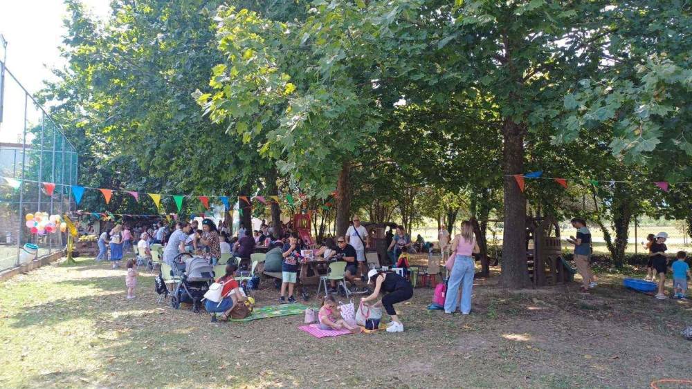 Με χρώματα, χαμόγελα και παιχνίδι η καλοκαιρινή γιορτή του Εκπαιδευτικού Οργανισμού Σαφαρίκα