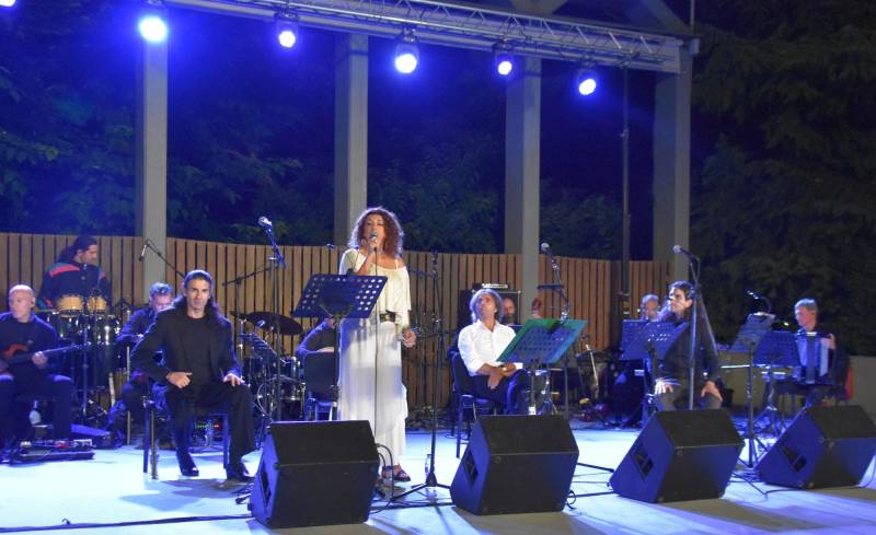 Μουσική συνάντηση Θεοδωράκη – Καλδάρα στο «Naoussa Summer Festival 2025»